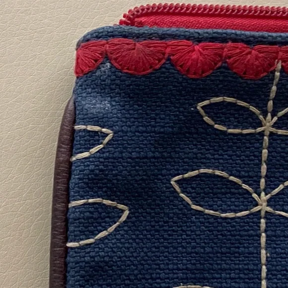 Brighton Wristlet clutch purse and jewelry bag - Picture 8 of 12